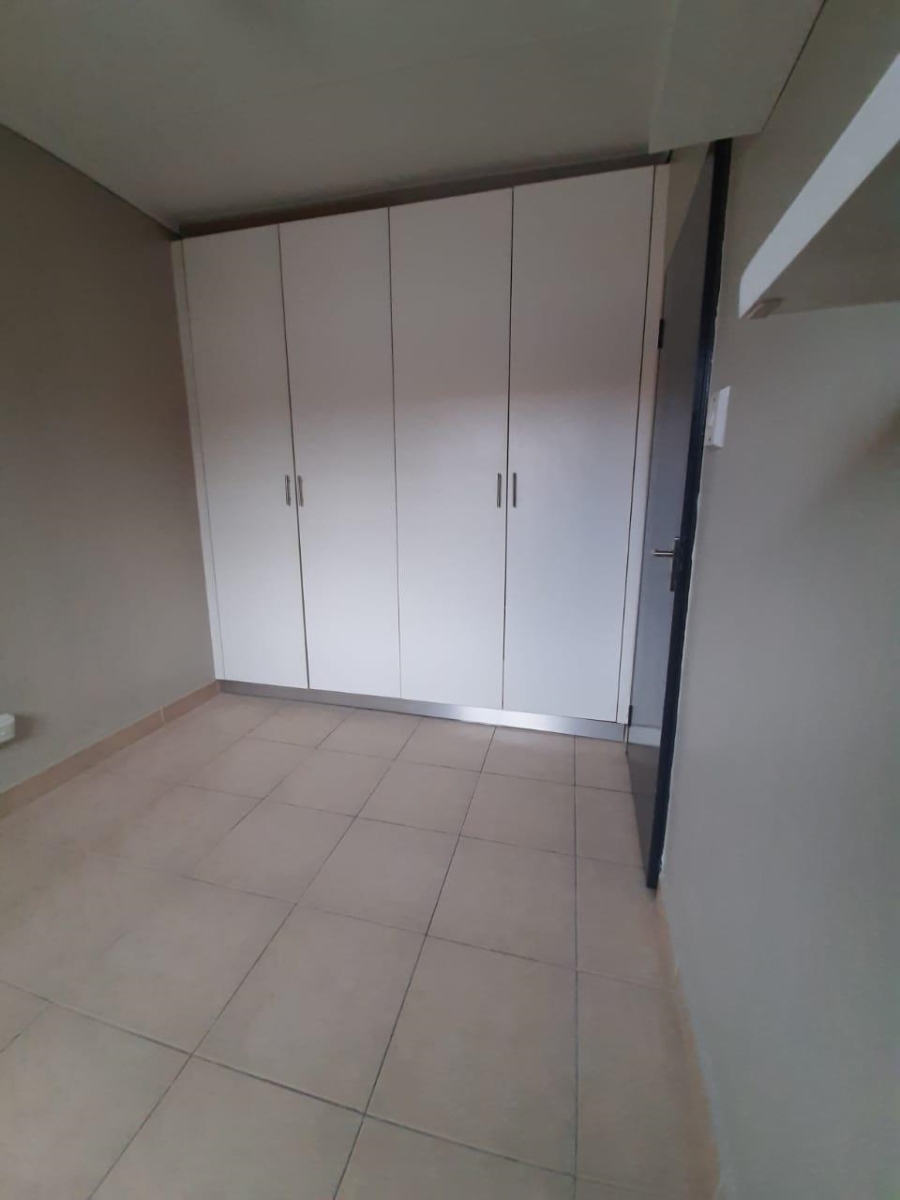 To Let 2 Bedroom Property for Rent in Paulshof Gauteng