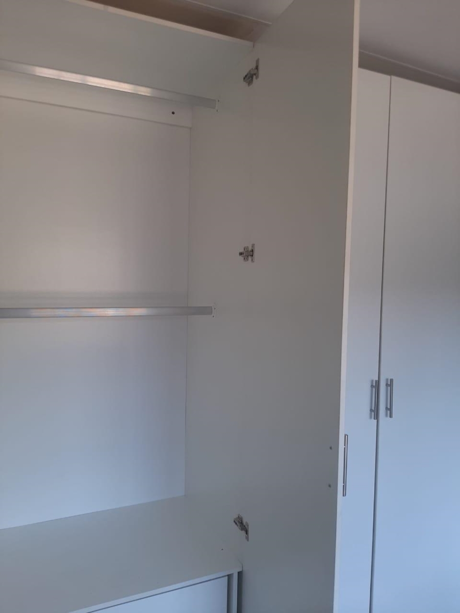 To Let 2 Bedroom Property for Rent in Paulshof Gauteng