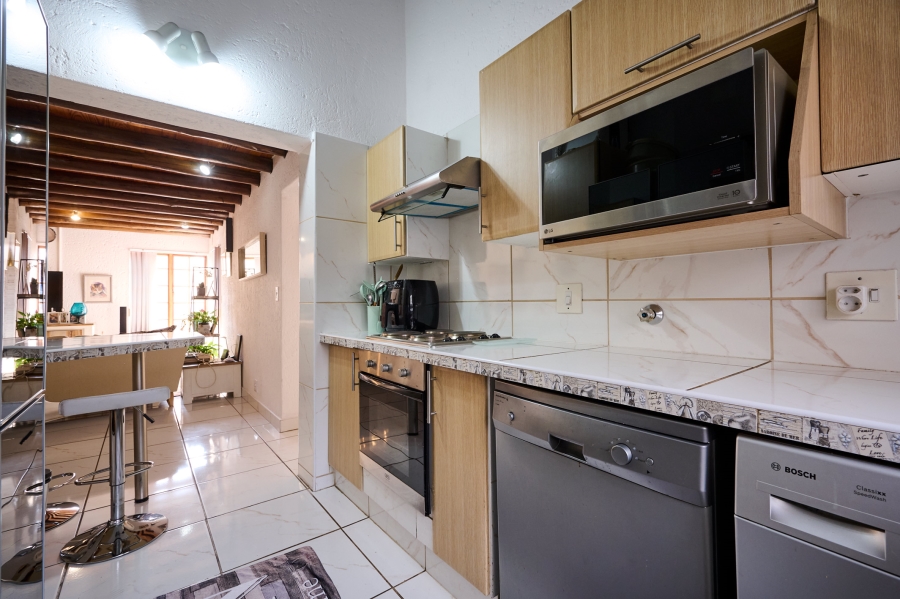 2 Bedroom Property for Sale in Paulshof Gauteng