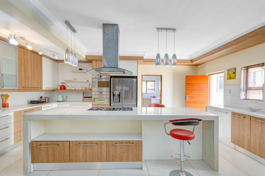 5 Bedroom Property for Sale in Heuwelsig Estate Gauteng