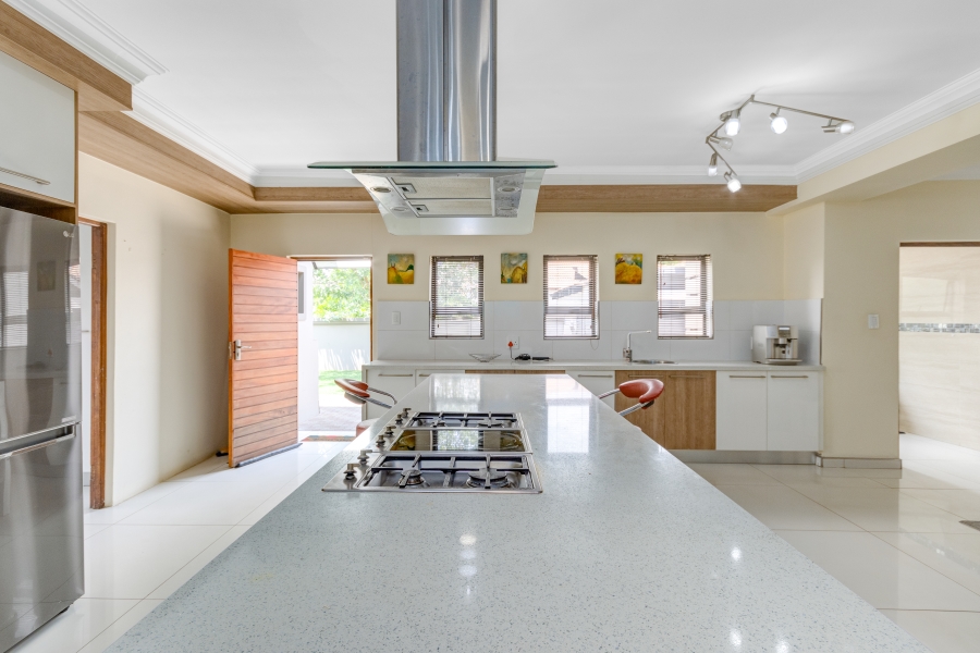 5 Bedroom Property for Sale in Heuwelsig Estate Gauteng