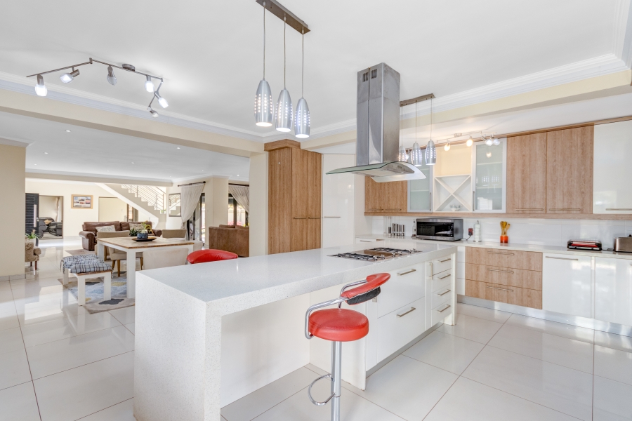5 Bedroom Property for Sale in Heuwelsig Estate Gauteng