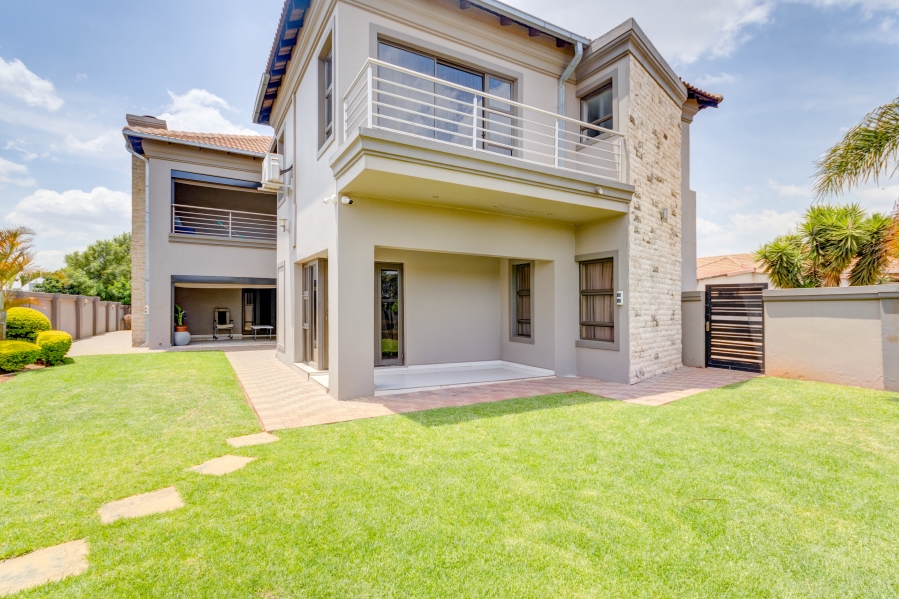 5 Bedroom Property for Sale in Heuwelsig Estate Gauteng