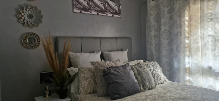 To Let 2 Bedroom Property for Rent in Gem Valley Gauteng