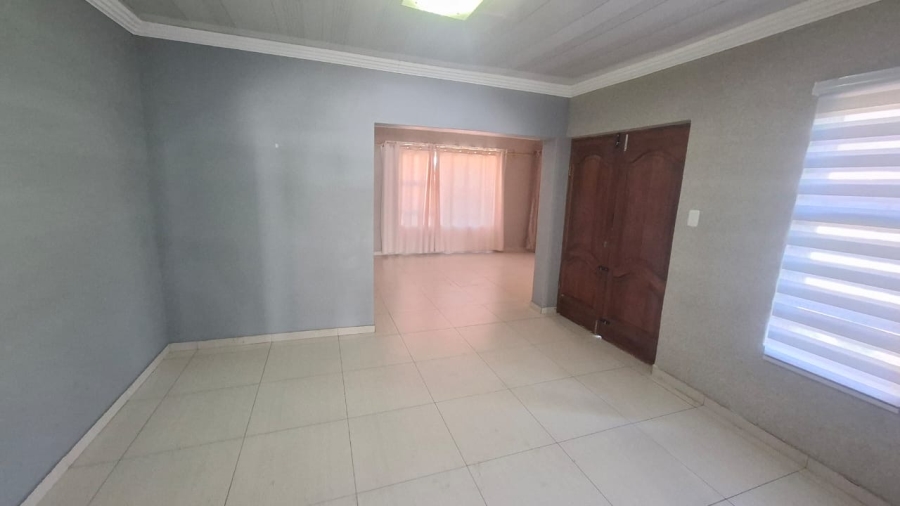 To Let 4 Bedroom Property for Rent in The Orchards Gauteng