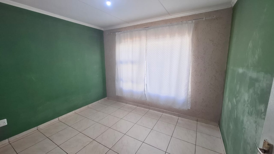 To Let 4 Bedroom Property for Rent in The Orchards Gauteng