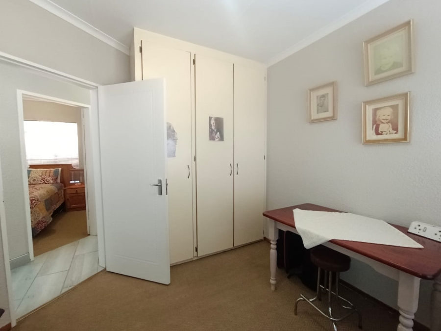 3 Bedroom Property for Sale in Eike Park Gauteng