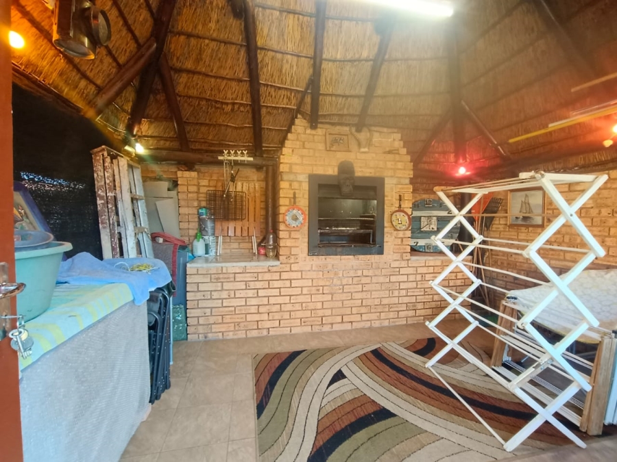 3 Bedroom Property for Sale in Eike Park Gauteng