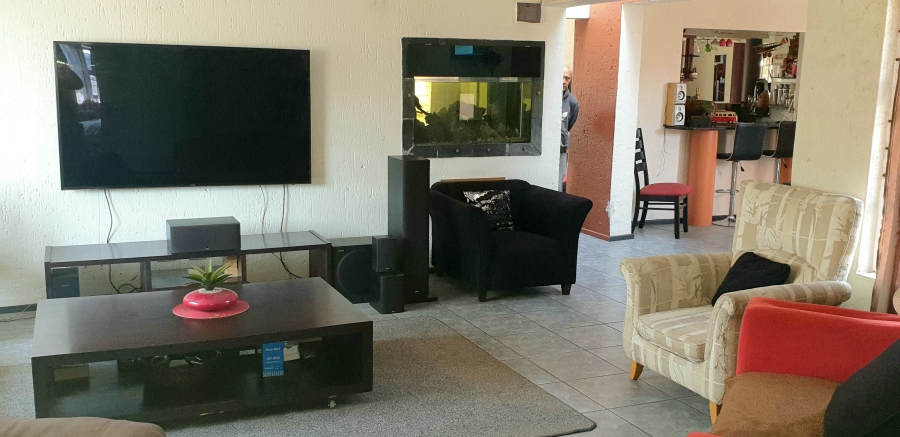 8 Bedroom Property for Sale in Dalpark Ext 1 Gauteng