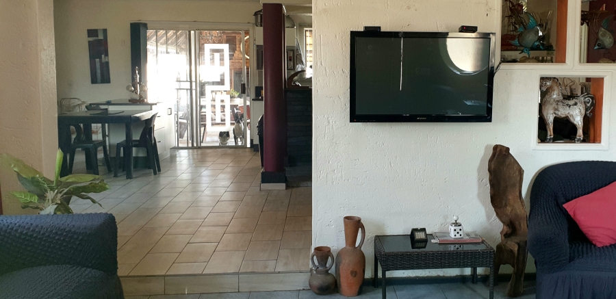 8 Bedroom Property for Sale in Dalpark Ext 1 Gauteng