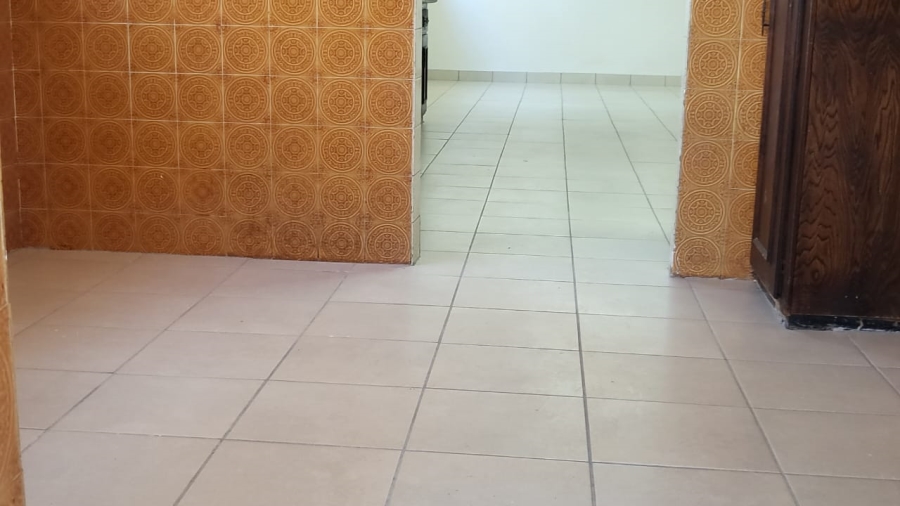 4 Bedroom Property for Sale in Wilro Park Gauteng