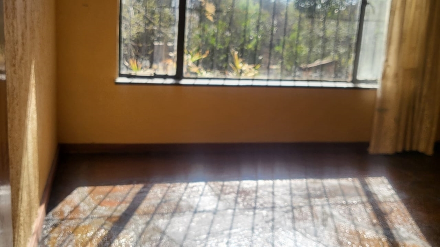 4 Bedroom Property for Sale in Wilro Park Gauteng