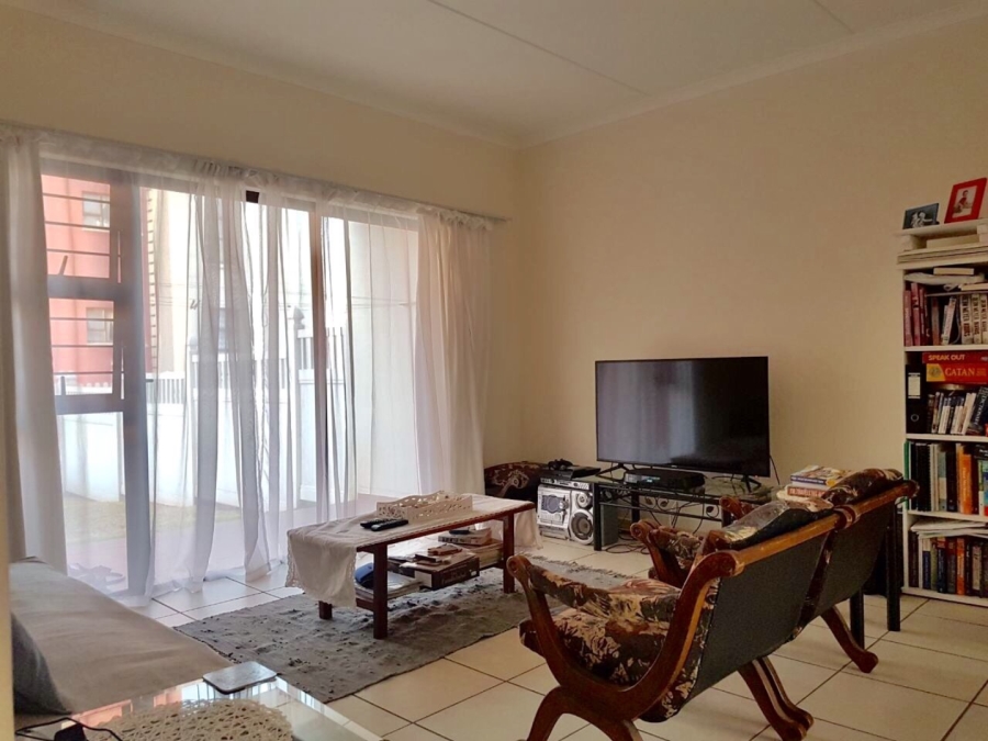 To Let 2 Bedroom Property for Rent in Barbeque Downs Gauteng