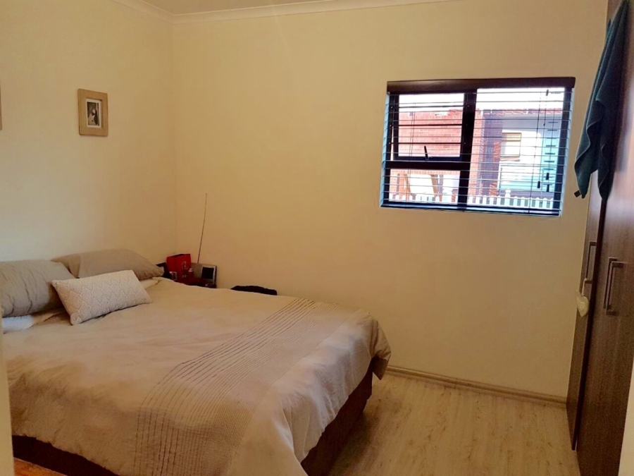 To Let 2 Bedroom Property for Rent in Barbeque Downs Gauteng