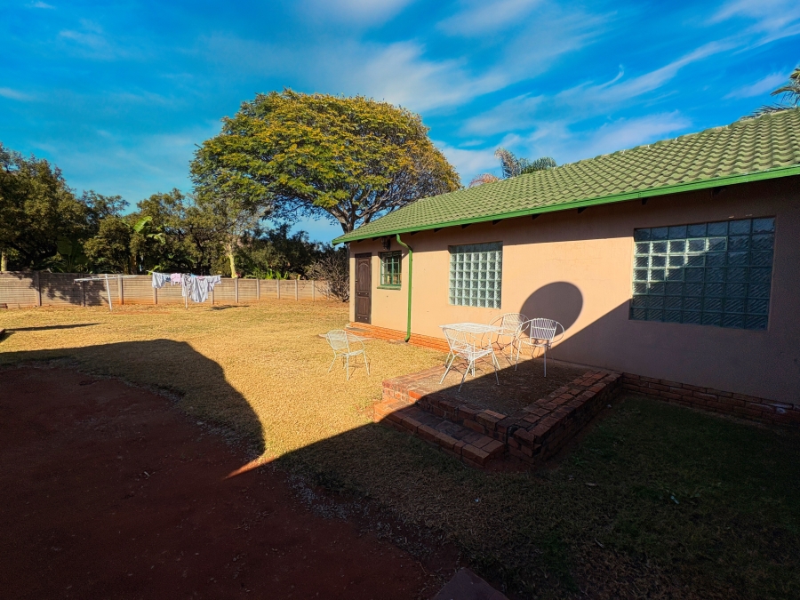 5 Bedroom Property for Sale in Theresa Park Gauteng