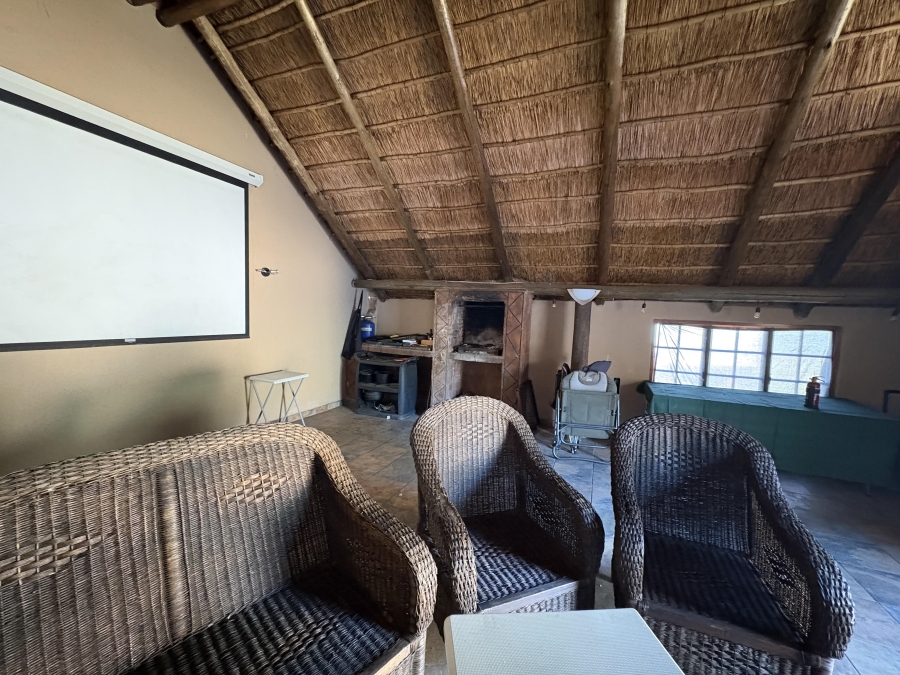 5 Bedroom Property for Sale in Theresa Park Gauteng