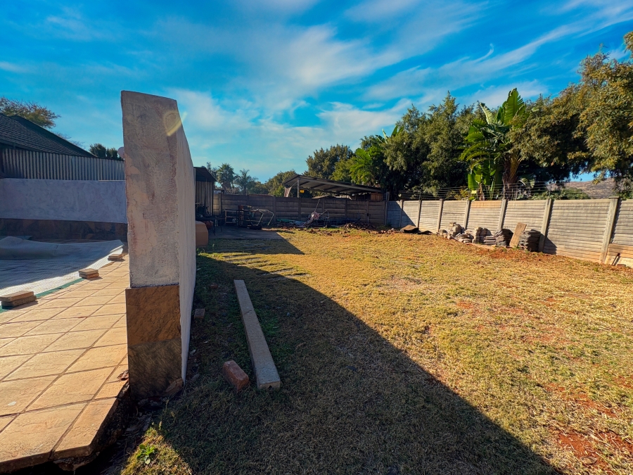 5 Bedroom Property for Sale in Theresa Park Gauteng