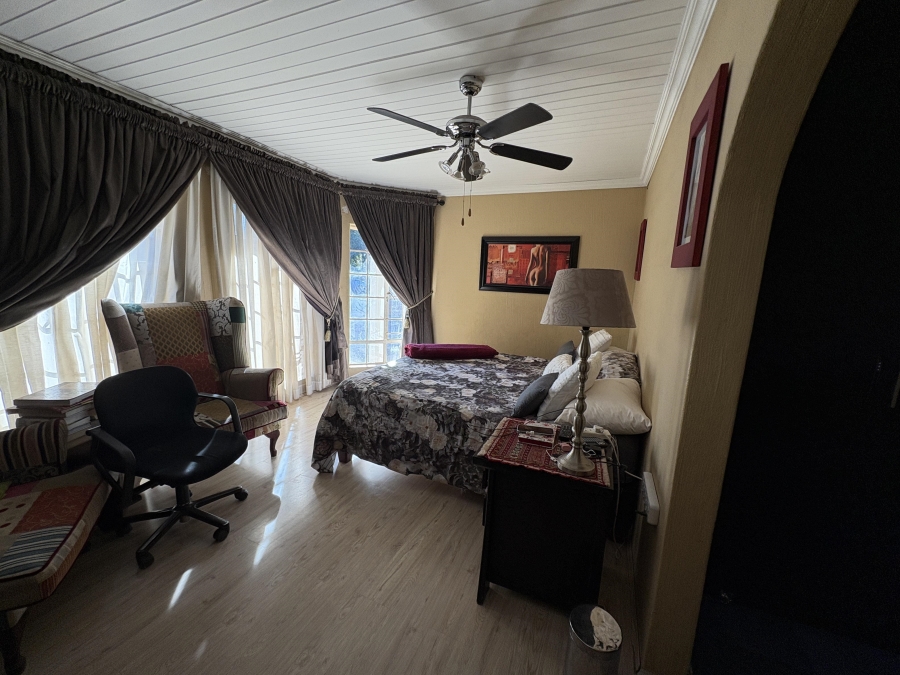 5 Bedroom Property for Sale in Theresa Park Gauteng