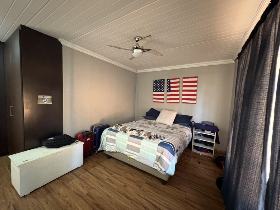 5 Bedroom Property for Sale in Theresa Park Gauteng