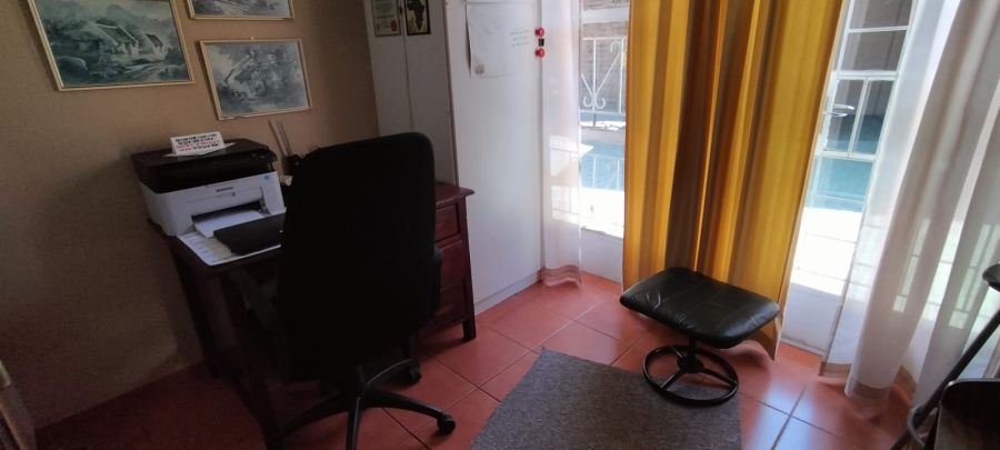 3 Bedroom Property for Sale in Greenhills Gauteng