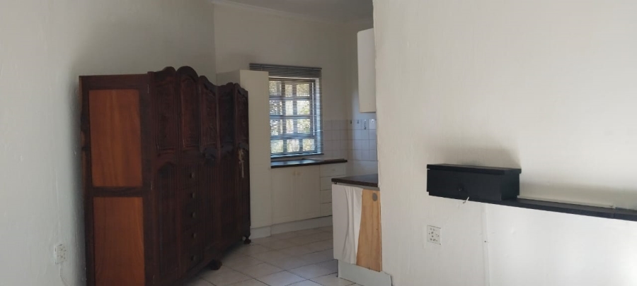 To Let 1 Bedroom Property for Rent in Ruimsig Gauteng