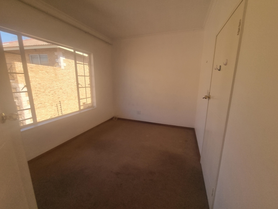 To Let 3 Bedroom Property for Rent in Ruimsig Gauteng