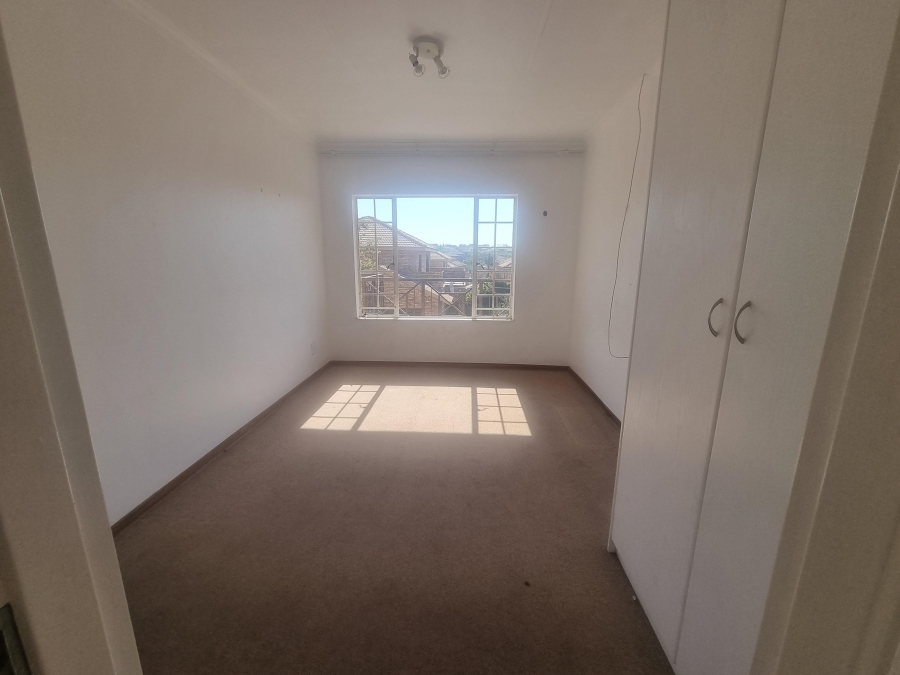 To Let 3 Bedroom Property for Rent in Ruimsig Gauteng