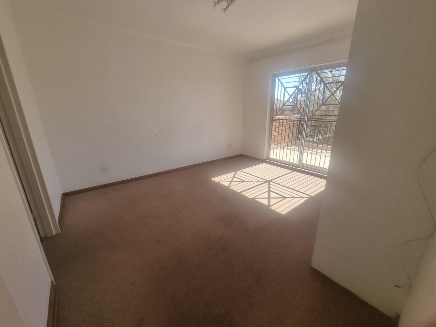 To Let 3 Bedroom Property for Rent in Ruimsig Gauteng