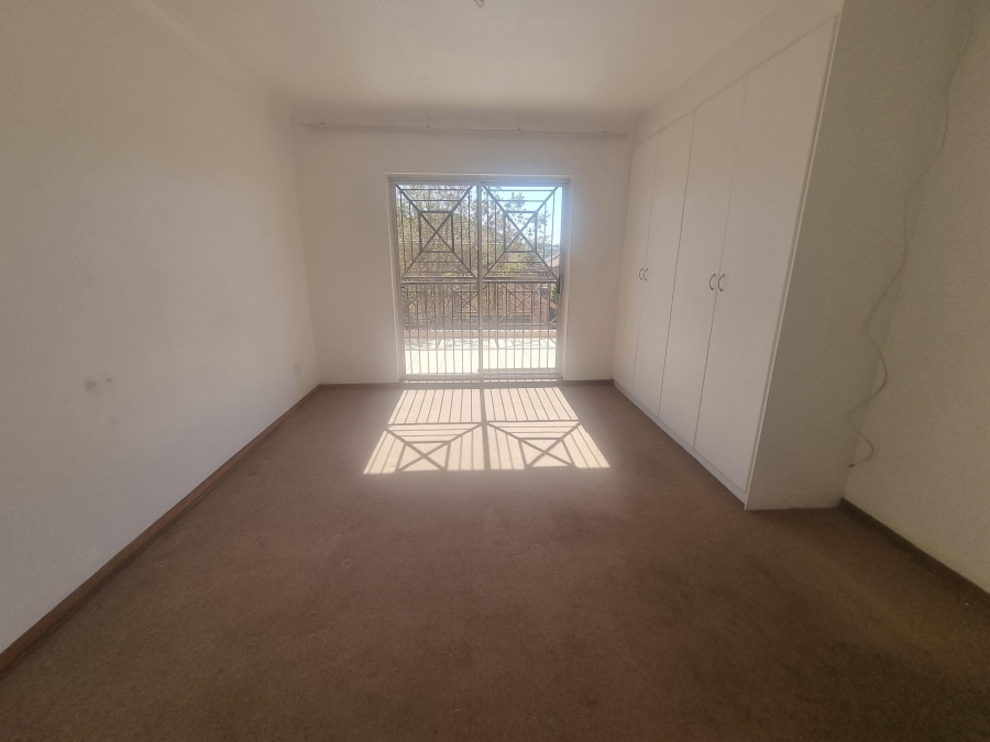 To Let 3 Bedroom Property for Rent in Ruimsig Gauteng
