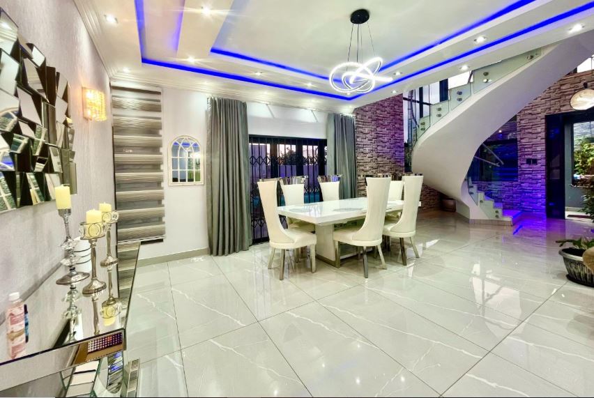 5 Bedroom Property for Sale in Winchester Hills Gauteng