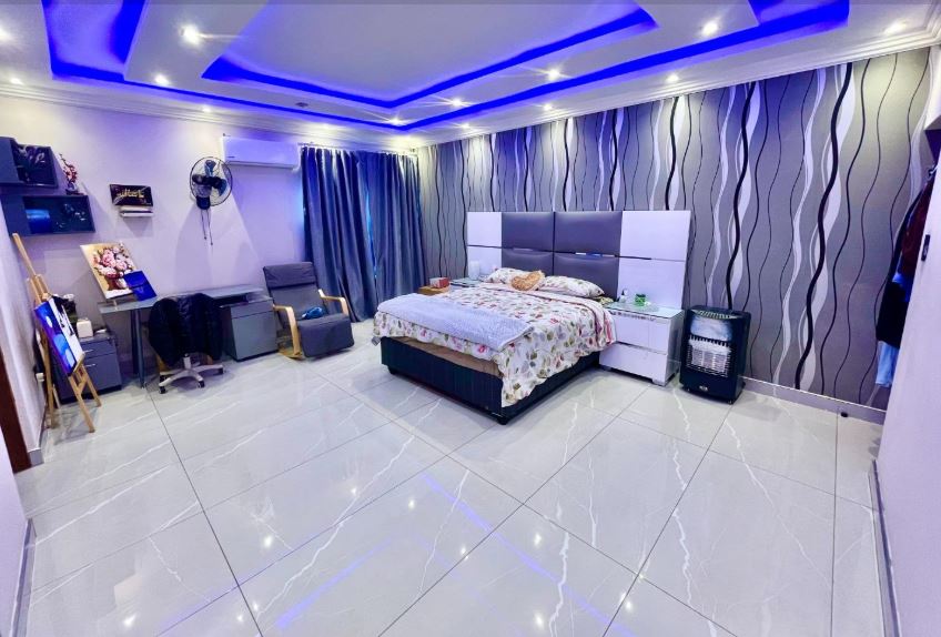 5 Bedroom Property for Sale in Winchester Hills Gauteng