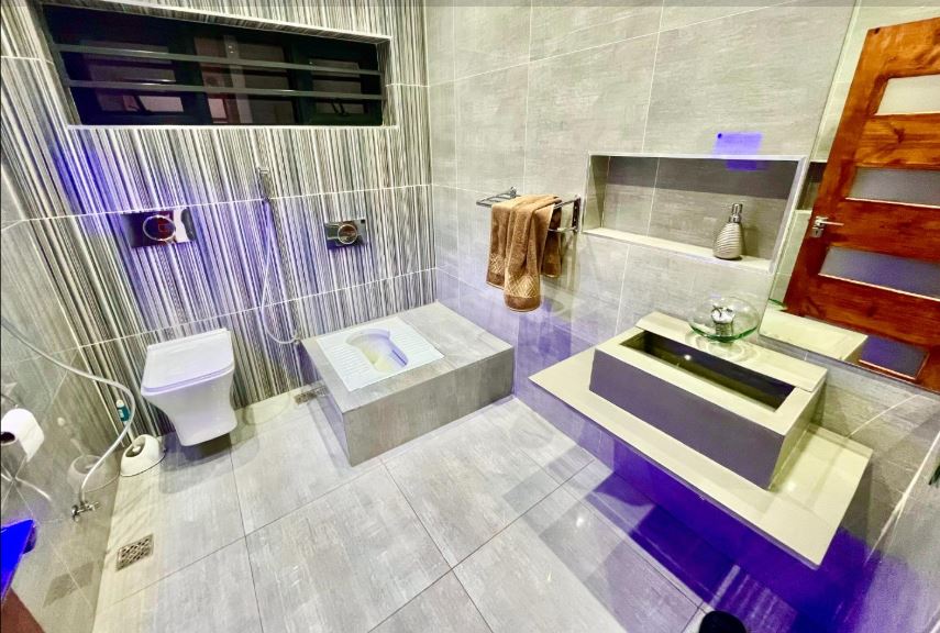 5 Bedroom Property for Sale in Winchester Hills Gauteng