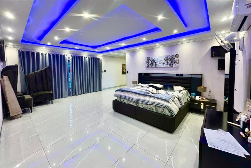5 Bedroom Property for Sale in Winchester Hills Gauteng