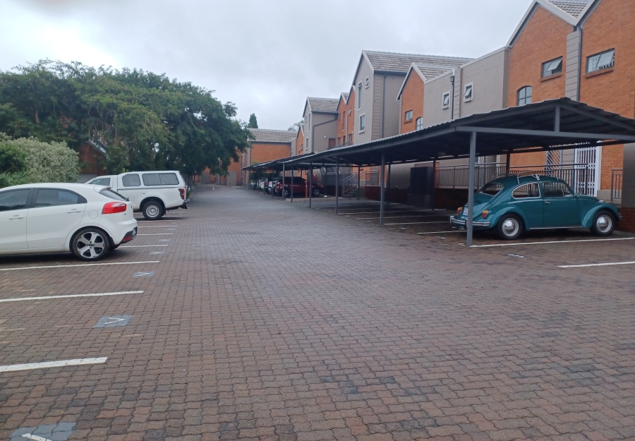To Let 1 Bedroom Property for Rent in Darrenwood Gauteng