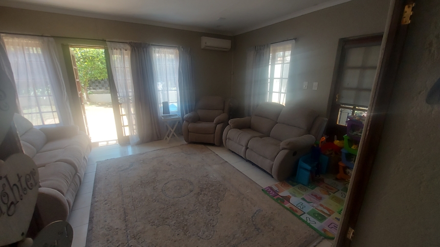 3 Bedroom Property for Sale in Erasmuskloof Gauteng