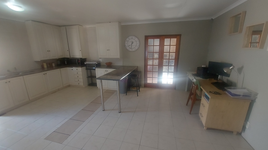 3 Bedroom Property for Sale in Erasmuskloof Gauteng
