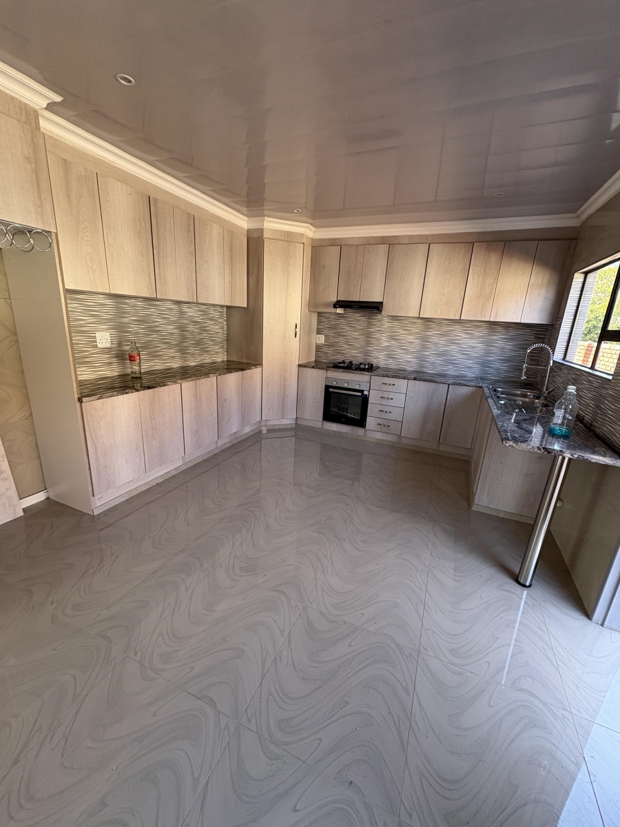 3 Bedroom Property for Sale in Amandasig Gauteng