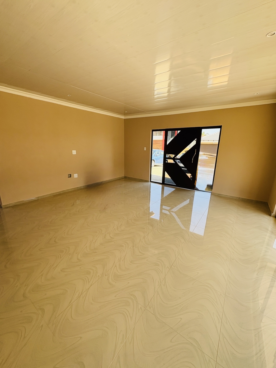 3 Bedroom Property for Sale in Amandasig Gauteng