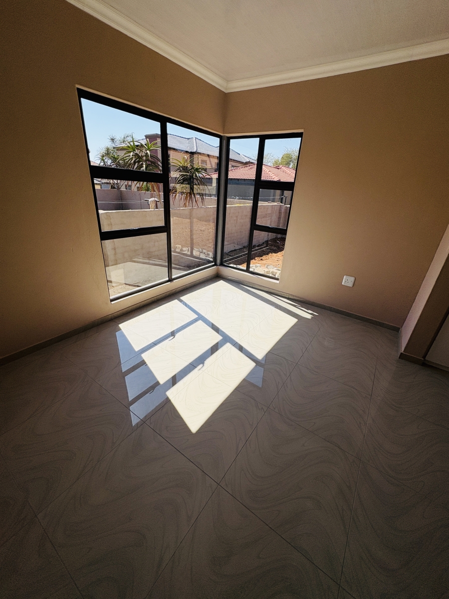 3 Bedroom Property for Sale in Amandasig Gauteng