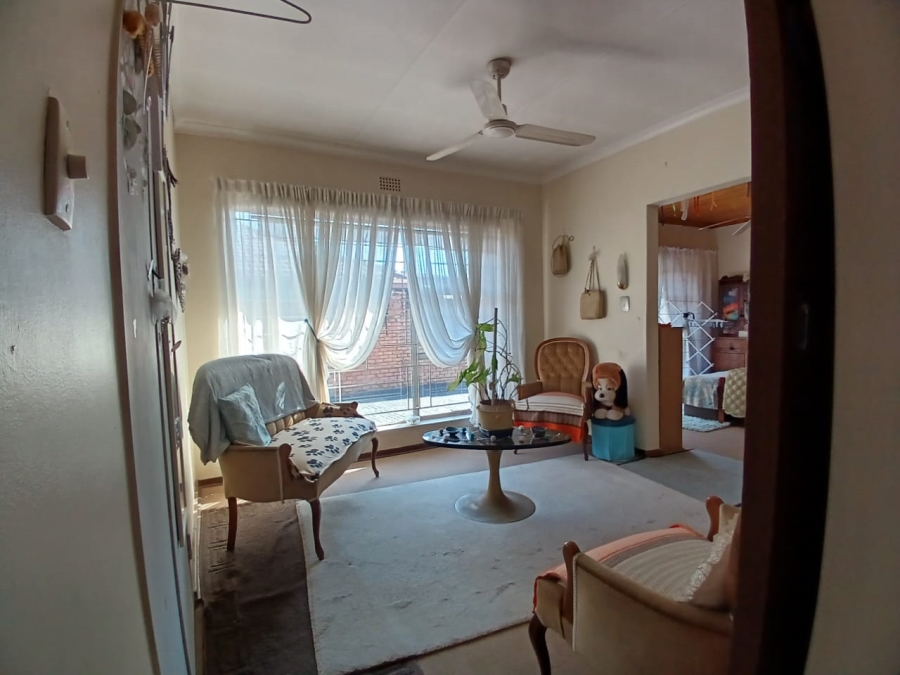 3 Bedroom Property for Sale in Helikonpark Gauteng