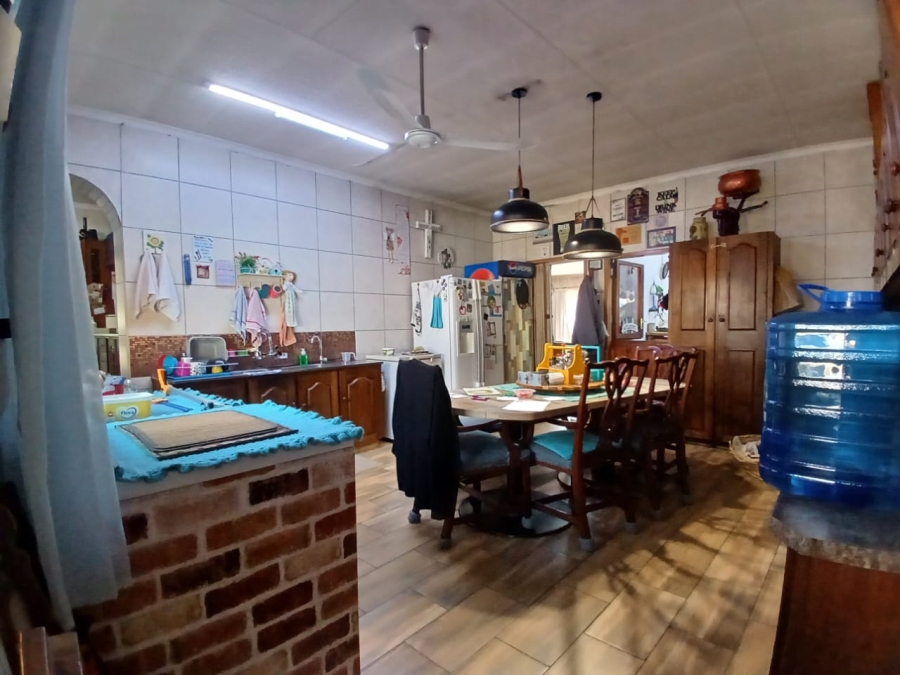 3 Bedroom Property for Sale in Helikonpark Gauteng