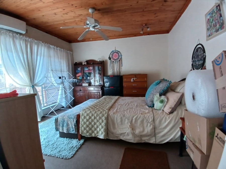 3 Bedroom Property for Sale in Helikonpark Gauteng