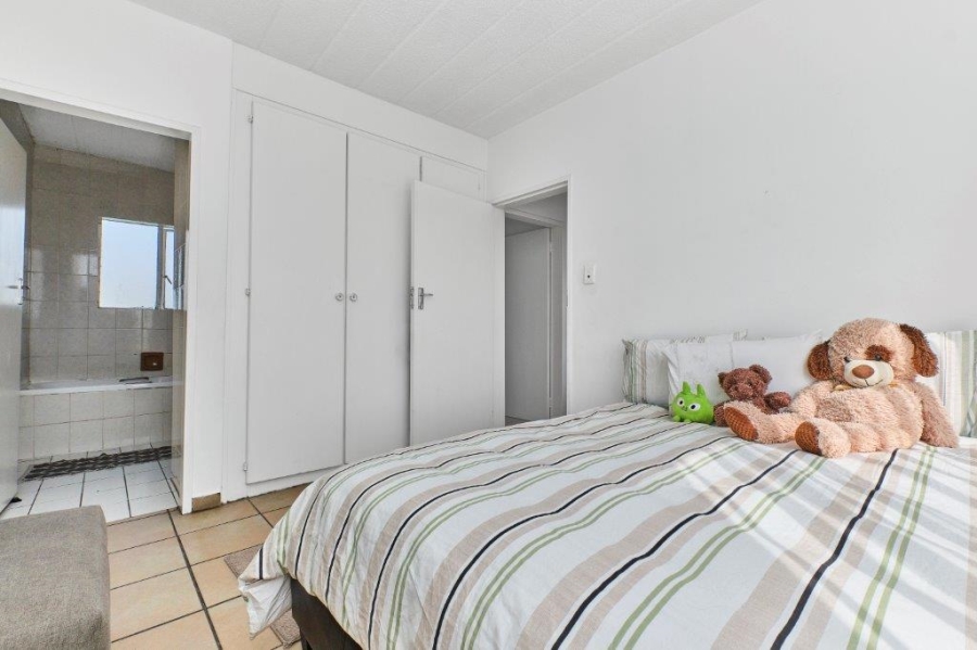 2 Bedroom Property for Sale in North Riding Gauteng