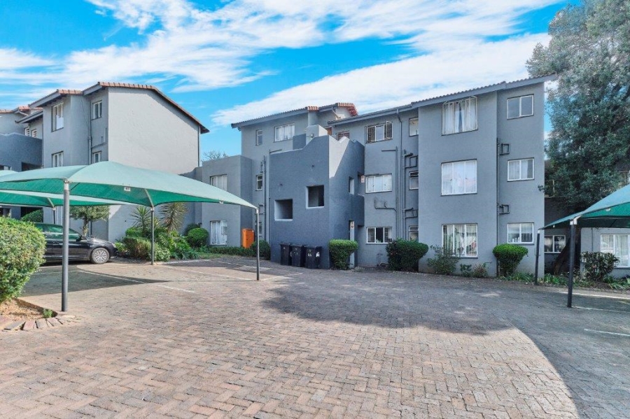 2 Bedroom Property for Sale in North Riding Gauteng