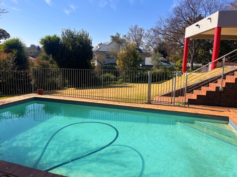 4 Bedroom Property for Sale in Abbotsford Gauteng