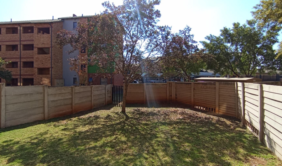 2 Bedroom Property for Sale in Montana Tuine Gauteng