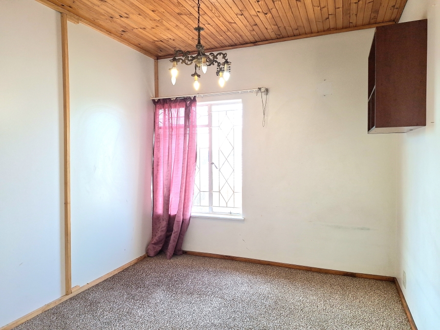 To Let 4 Bedroom Property for Rent in Sophiatown Gauteng