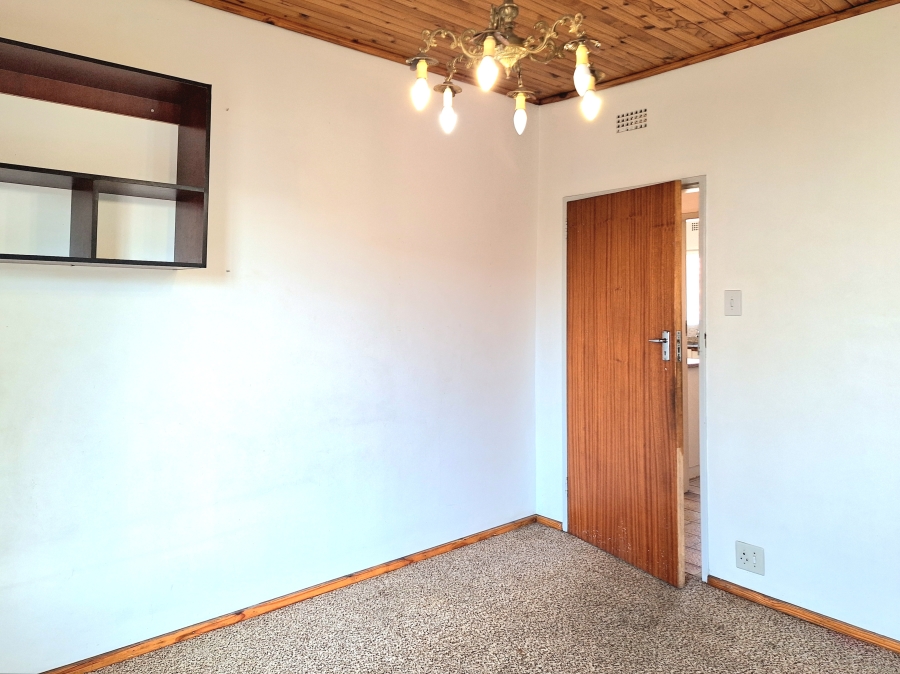 To Let 4 Bedroom Property for Rent in Sophiatown Gauteng