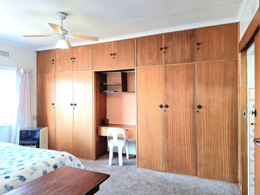 To Let 4 Bedroom Property for Rent in Sophiatown Gauteng
