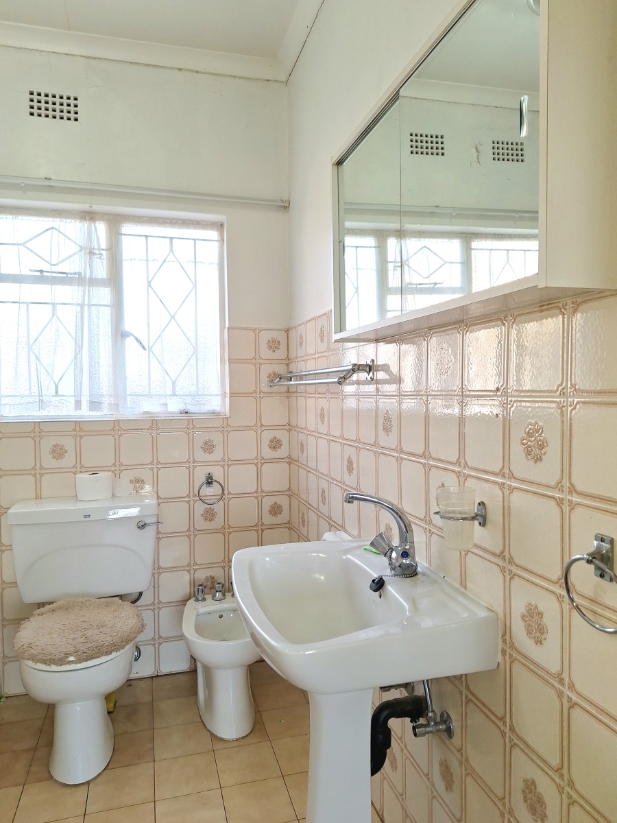 To Let 4 Bedroom Property for Rent in Sophiatown Gauteng